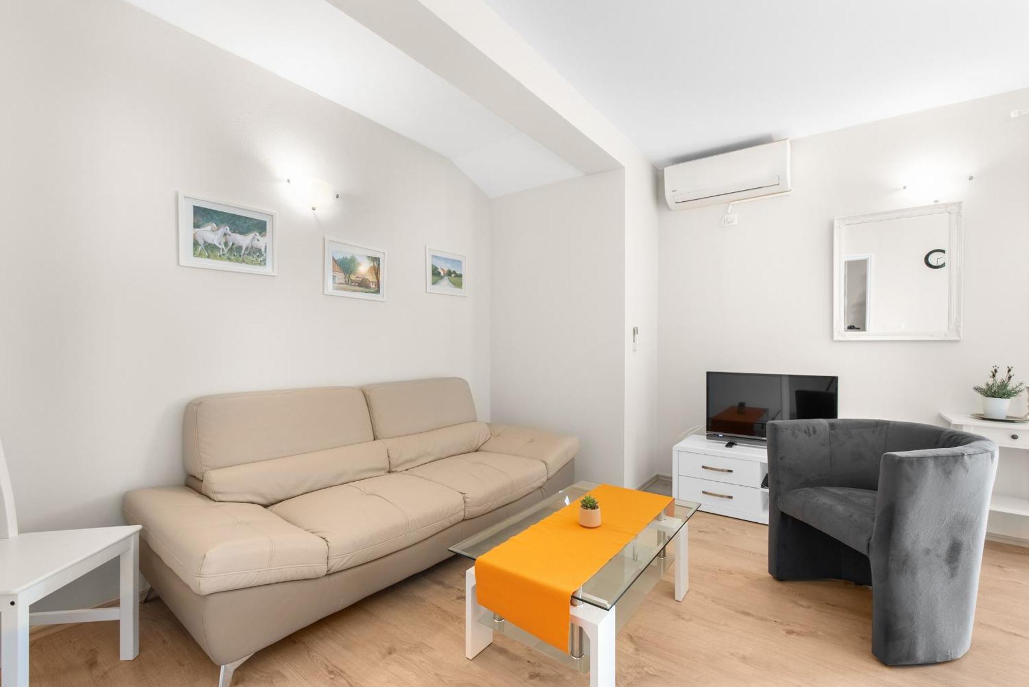 Villa Hope - Apartments With Shared Pool Porec Phòng bức ảnh